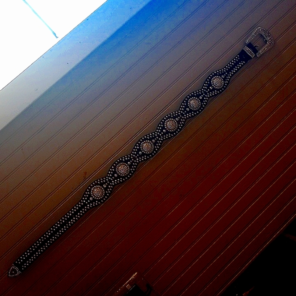 Western dress belt size medium.